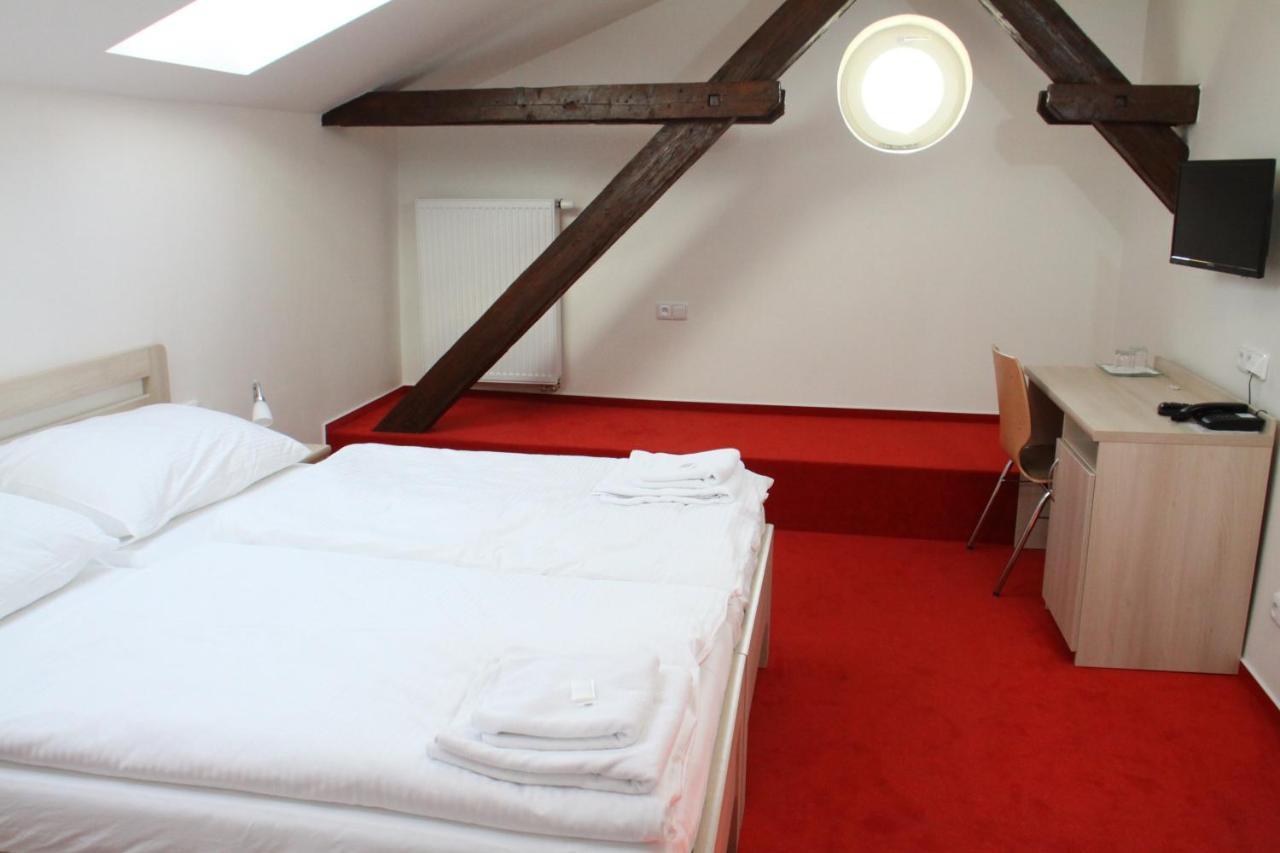 Penzion U Sv. Krystofa Prague Extérieur photo